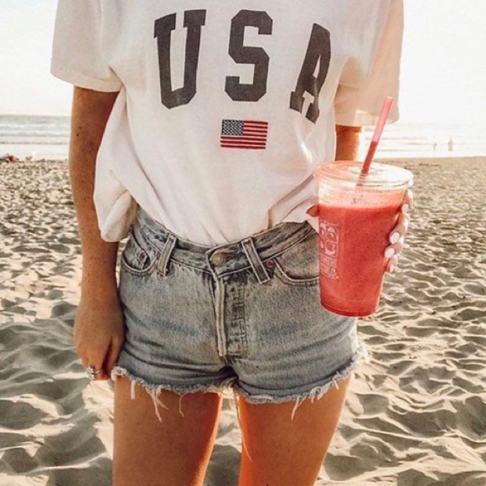 brandy melville usa tee!